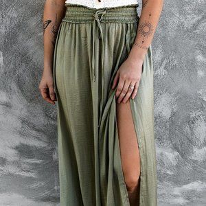 NWOT Green Adjustable Drawstring Smocked Waist Maxi Skirt in Various Sizes